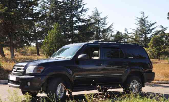 TOYOTA SEQUOIA