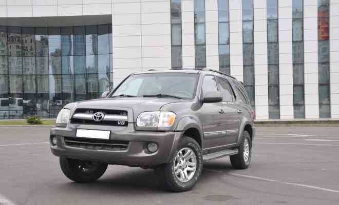 TOYOTA SEQUOIA